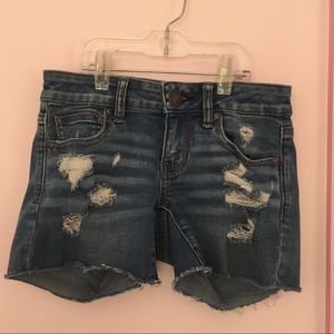 AE RIPPED DENIM SHORTS (super stretch)